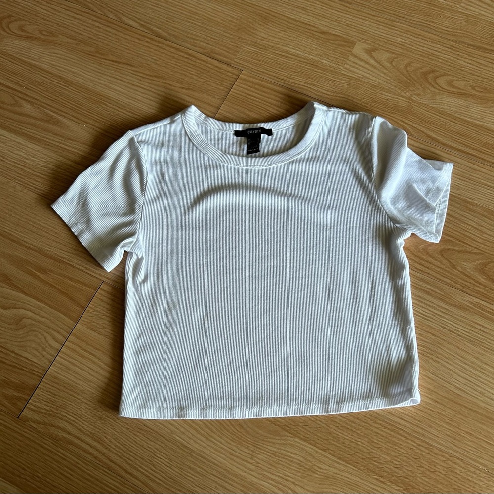 Forever 21 White Light Ribbed Cropped Top Large FLAWED